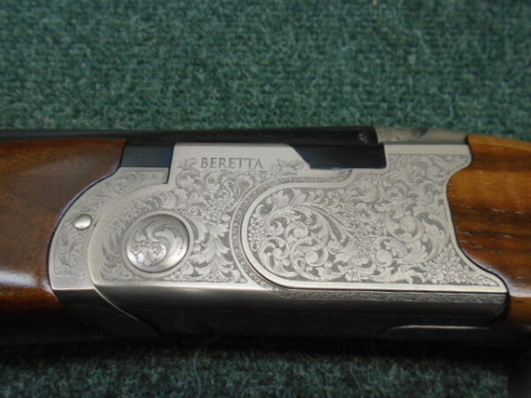 687 SILVER PIGEON V Over and Under 12g by Beretta - Image 2