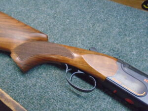 690 SPORTING BLACK 12g Over and Under by Beretta - Image 2