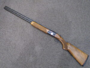 690 SPORTING BLACK 12g Over and Under by Beretta