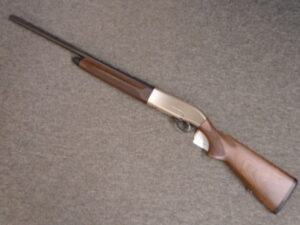 A300 OUTLANDER Semi-auto 12g by Beretta
