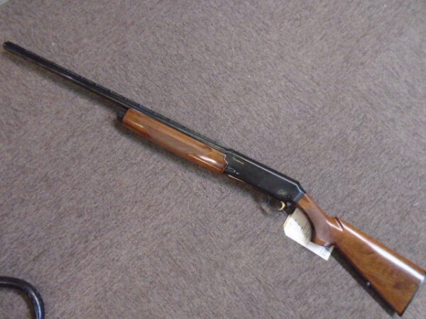 GOLD Semi-auto 12g by Browning