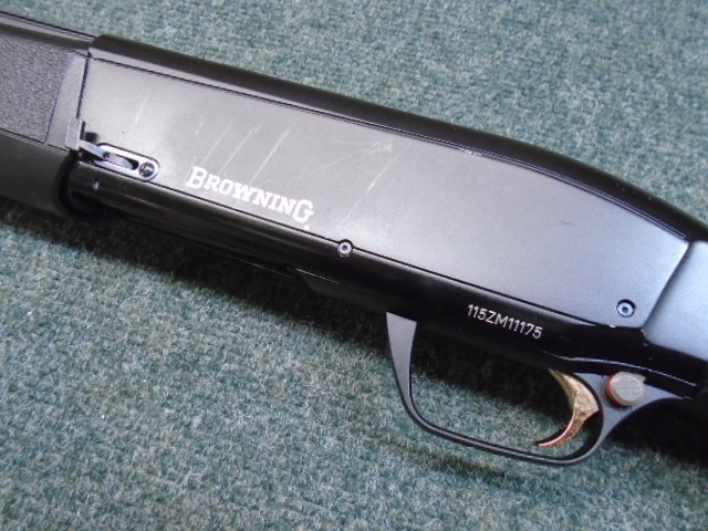MAXUS Semi-auto 12g by Browning - Image 4