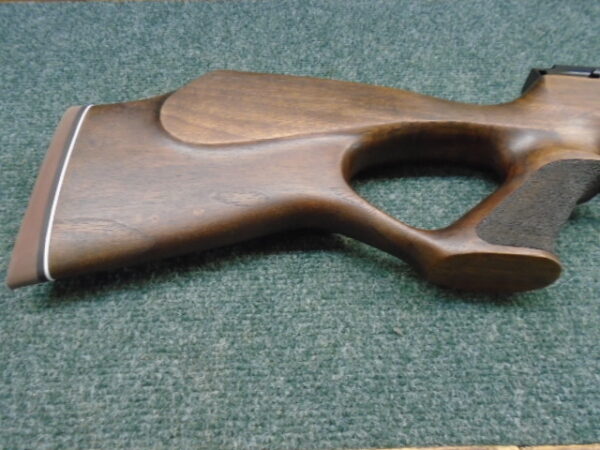 HW100 KT .22 Airgun by Weihrauch - Image 2